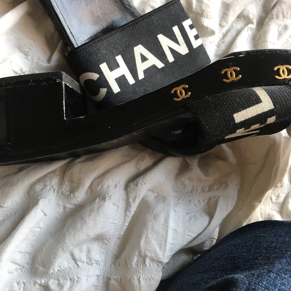FINAL PRICE 90s CHANEL heeled slides Authentic - Picture 8 of 8